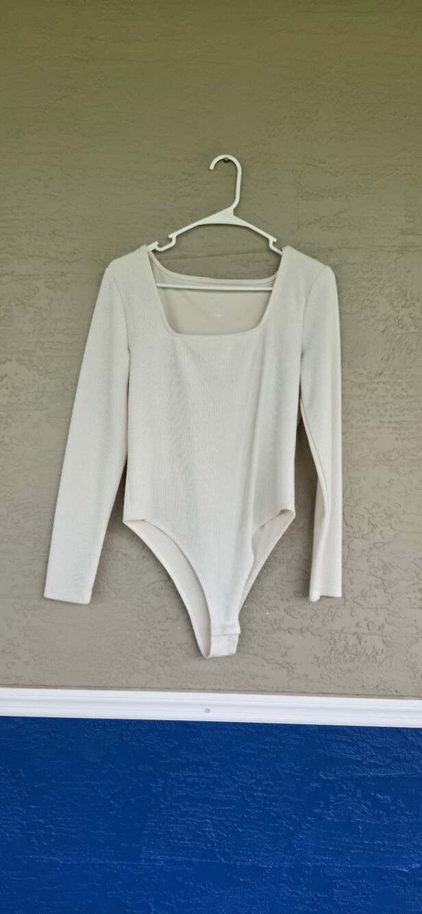 A New Day Long Sleeve Bodysuit Size Large White Ribbed Square Neck